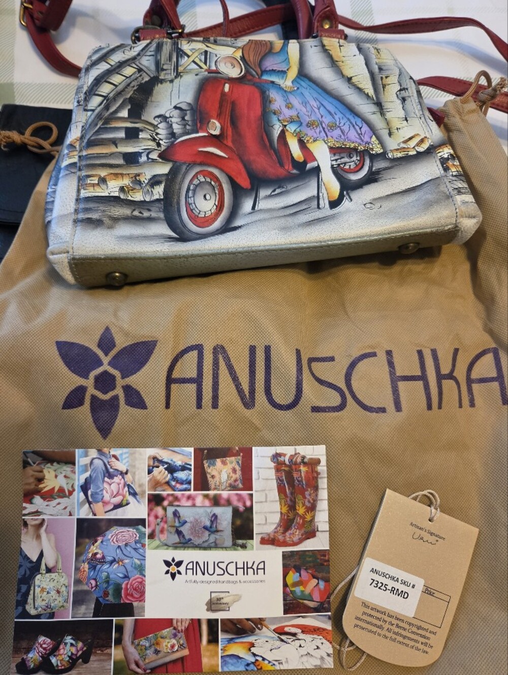 Anuschka Women's Shoulder Bag